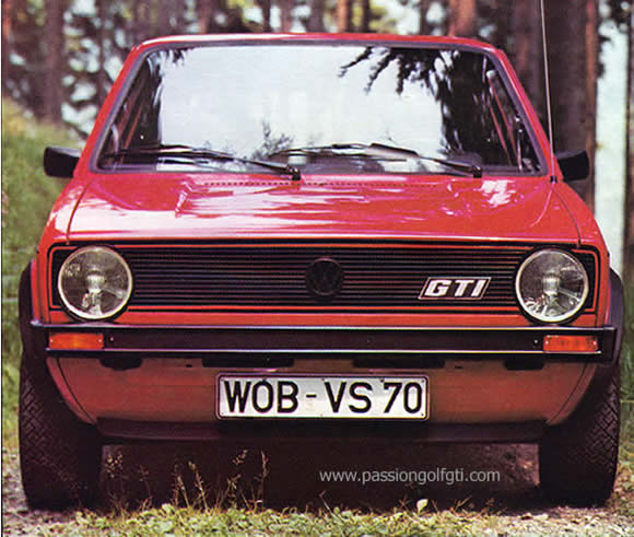 Le proto de la GTI : probablement de couleur rouge Sénégal (dispo en 75) qui ne sera pas retenue pour la série...