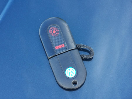 Comme pour la 16s, la clé est spécifique au modèle.