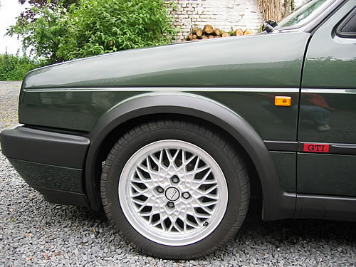 Les RA comme neuves conviennent parfaitement avec la couleur vert chêne...