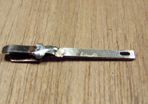 J'ai fait déborder l'étain pour une meilleur prise, mais l'accouplement est bon... :-)))