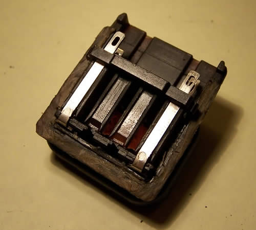 L'ensemble complet a pris place.