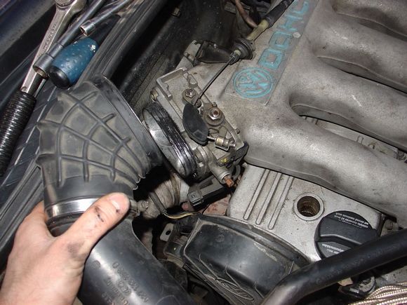 Dépose des durites d'air (suite)