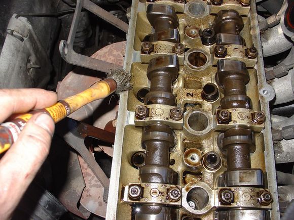 Nettoyage du plan de joint.