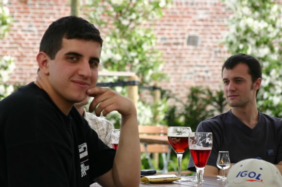 Julot et Damien pendant la dégustation.