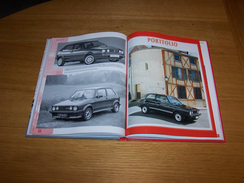 Le portfolio en couleur, richement illustré.