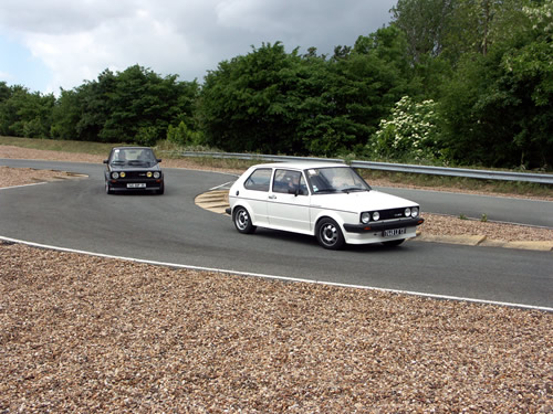 Les oettinger en action