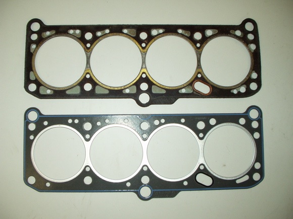 j' fais des trous, toujours des p'tits trous ...