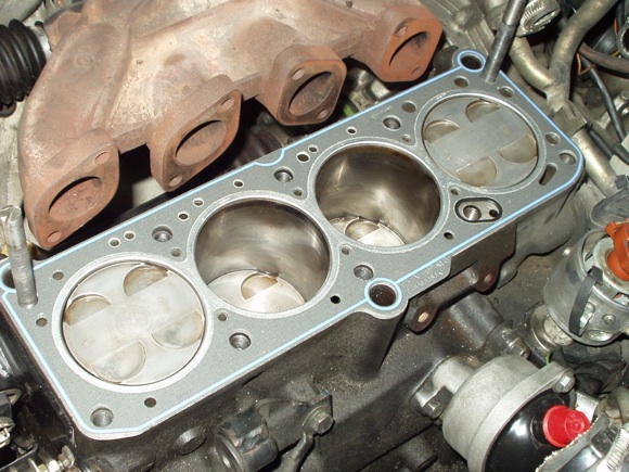 les trous sont tous bien en place