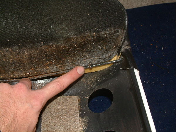 Et enfin l'agrafe arrière