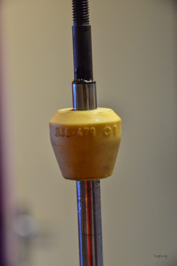 Mise en place de la butée de suspension